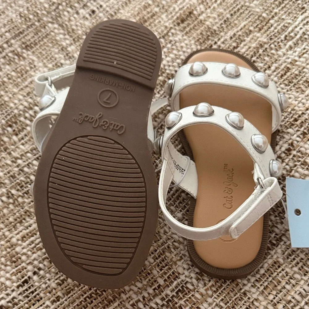 New Cat & Jack White Studded Girls' Sandals Size 7.